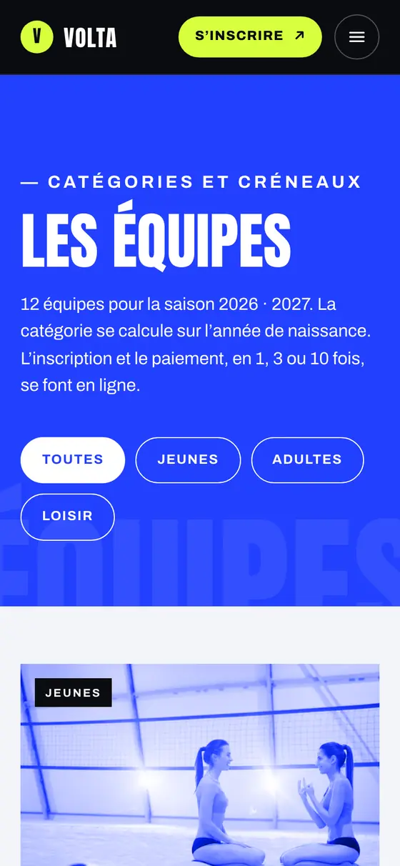 La page des équipes de Volta Volley Club, club de démonstration, sur téléphone.
